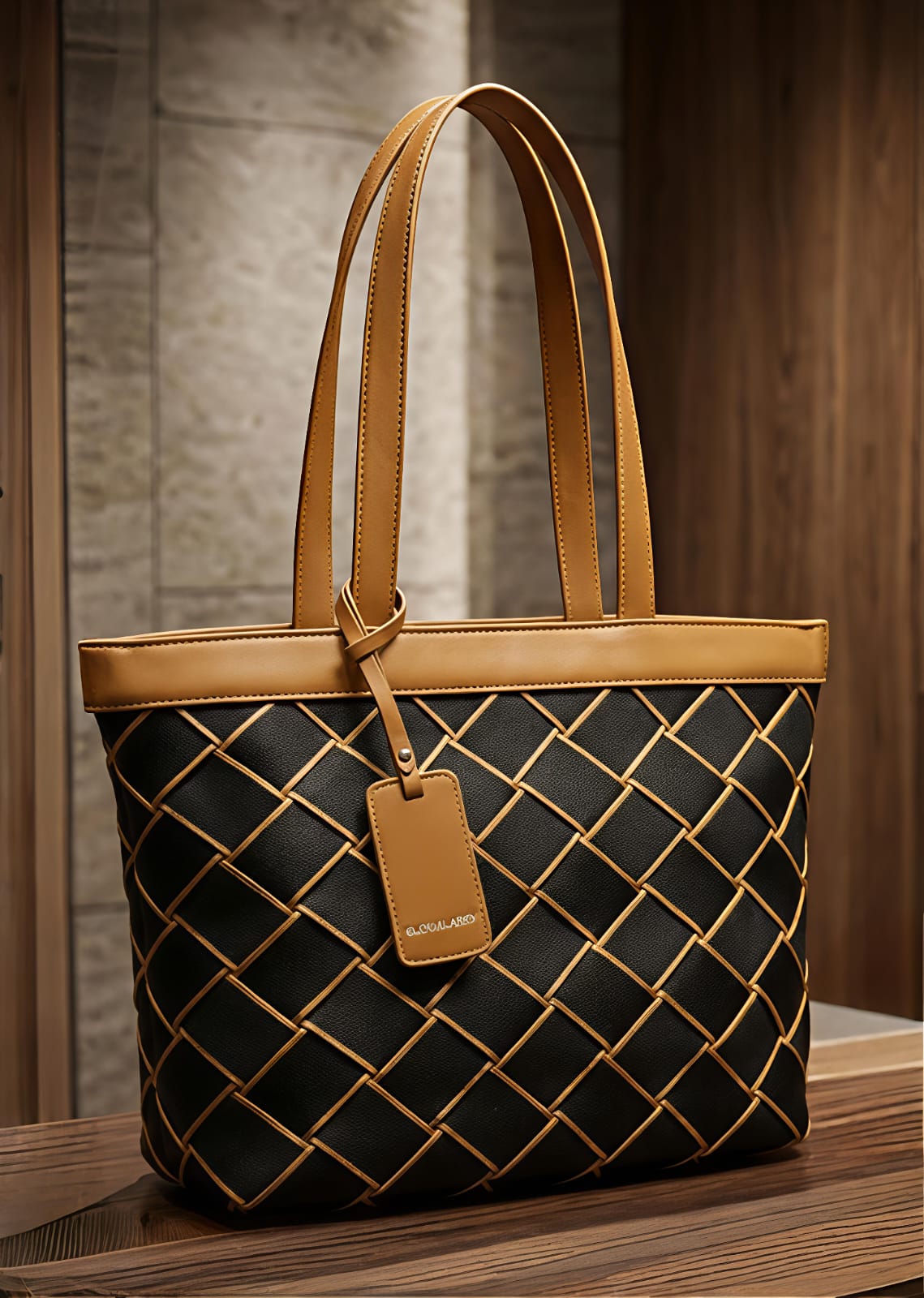 Lara Tote Bag